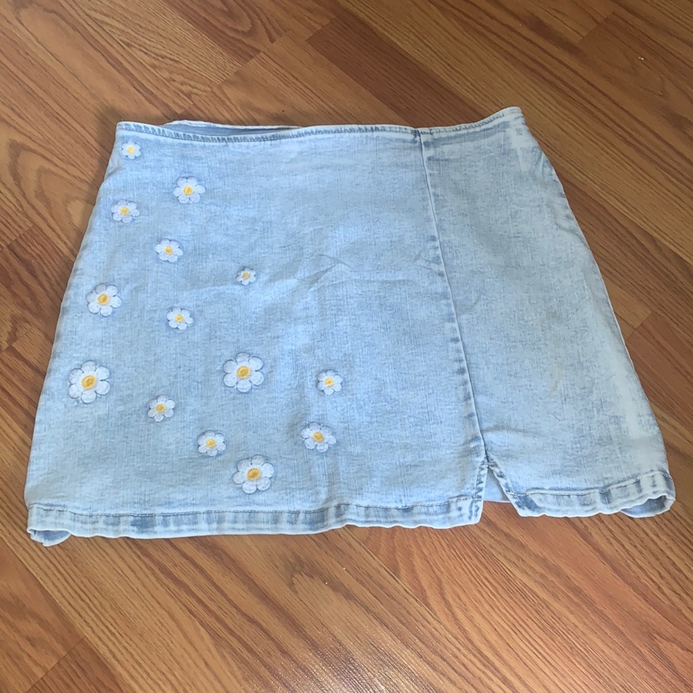 Wild Fable Sunflower Mini Skirt 🌻